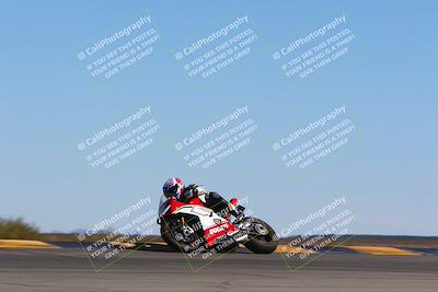 media/Mar-12-2022-SoCal Trackdays (Sat) [[152081554b]]/Turn 9 Side (145pm)/